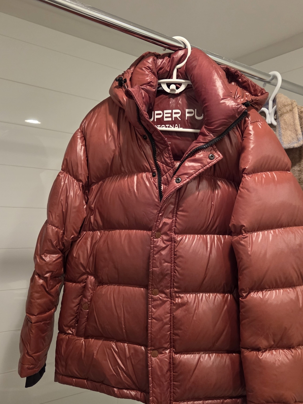 Super Puff™ - Hi-Gloss jacket by Artizia